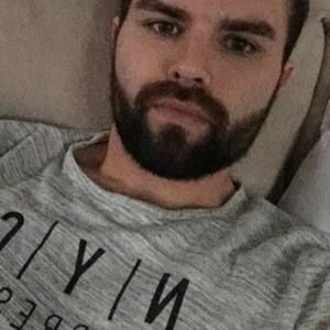 Meet your Posher, Cody